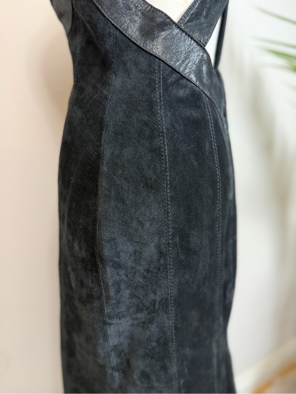 Danier Black Genuine Suede Leather Plunge Cross Back Midi Dress - Picture 15 of 15